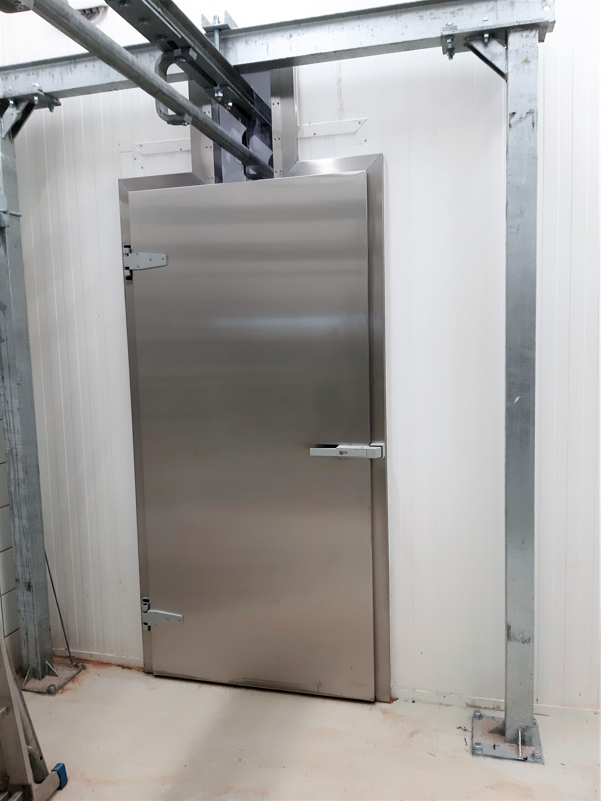 Mélyhűtő nyílóajtó